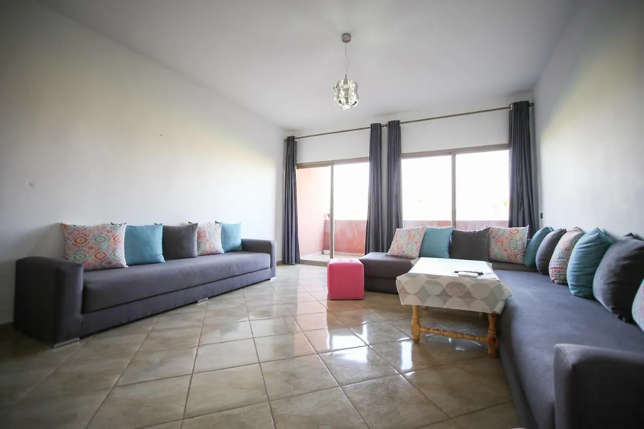 Bel Appartement 3 chambres et grand séjour, sans vis à vis, résidence familiale Marrakesh