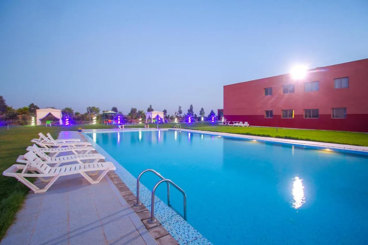 Bel Appartement 3 Chambres Et Grand Sejour, Sans Vis A Vis, Residence Familiale Marrakesh 0*,  Morocco